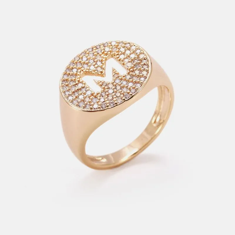 चंकी एम इनिशियल रिंग