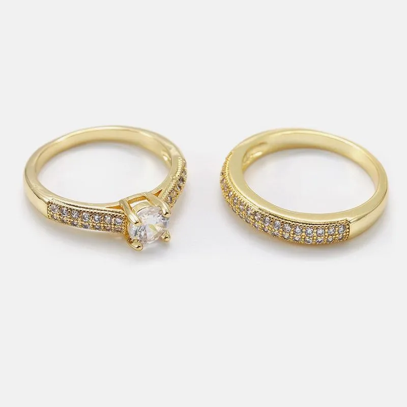 रोमांटिक शाइनी कपल रिंग सेट