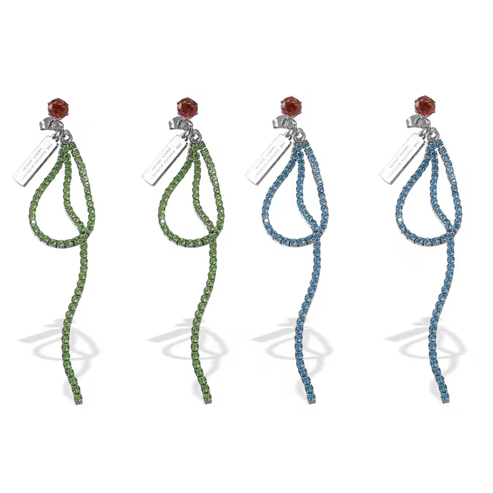 स्टेनलेस स्टील सौ व्यक्तित्व बालियां